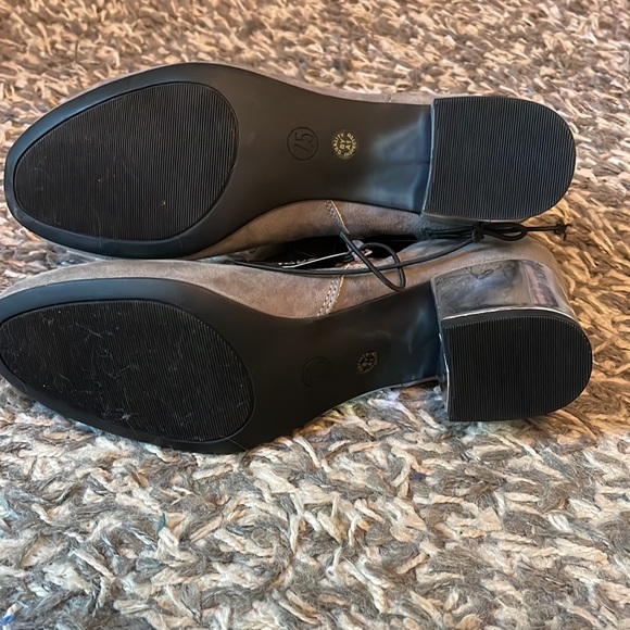 Arizona memory foam booties NWT - Picture 4 of 4